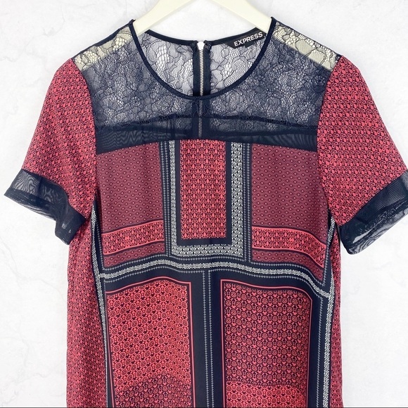 [Express] Flirty Red Printed Shift Dress - Picture 4 of 8